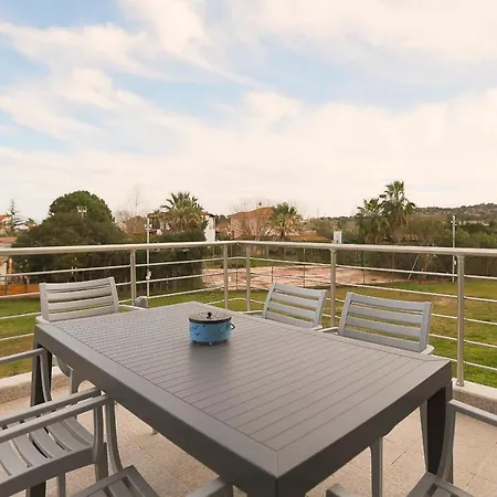 Palm Tree Maisonettes #feelslikehome Apartment